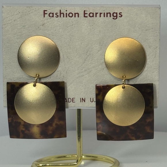 Bold Vintage Geometric Square Tortoiseshell Earrings – Made in U.S.A. - Picture 6 of 6